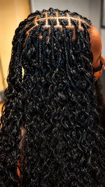 Miracle Knotless Braids